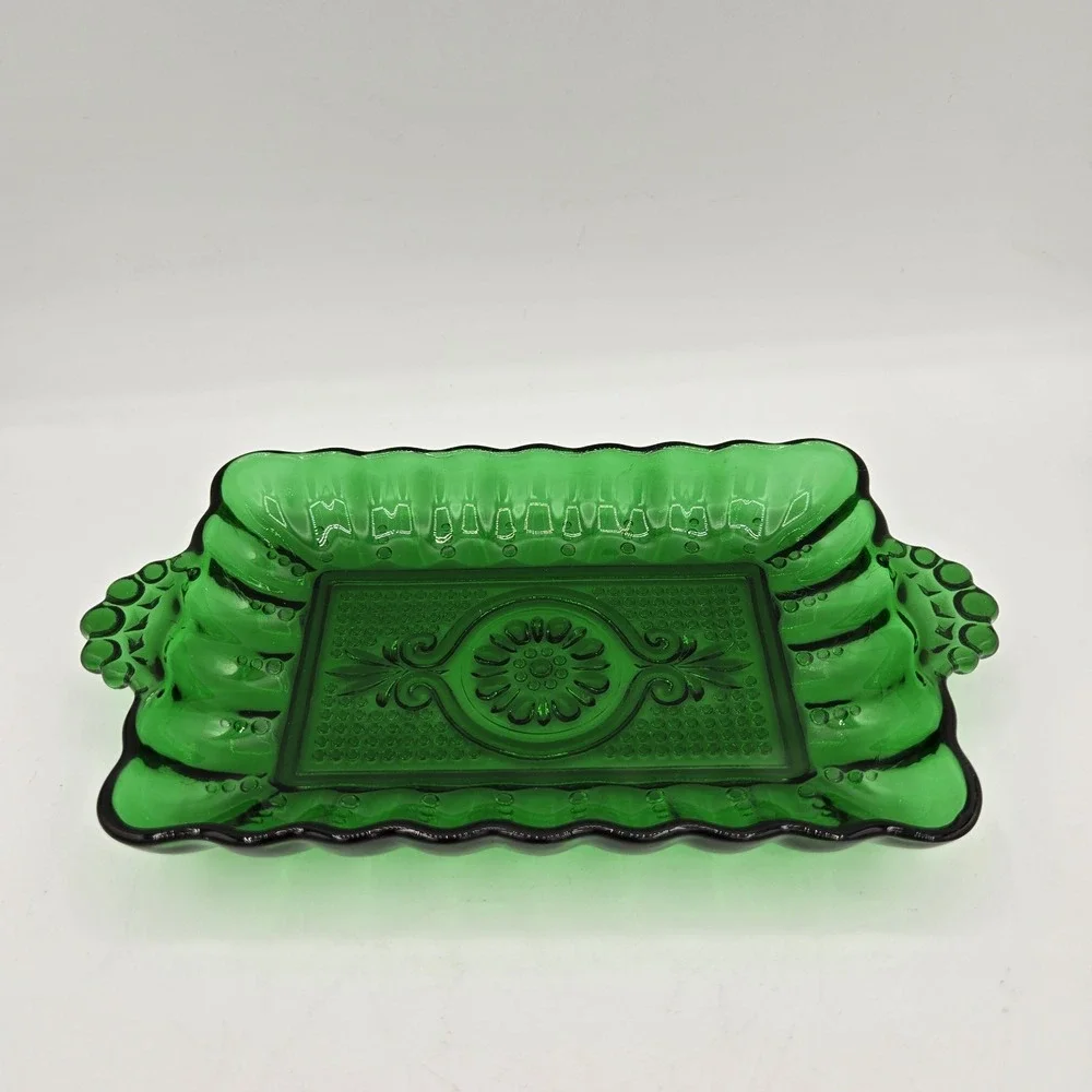 Anchor Hocking Vtg Emerald Green Glass Oyster Pearl Emerald Tray Trinket Dish‎
